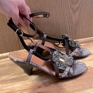 New with box Bacio 61 Tombolo 8-1/2 snakeskin leather criss cross ankle sandals
